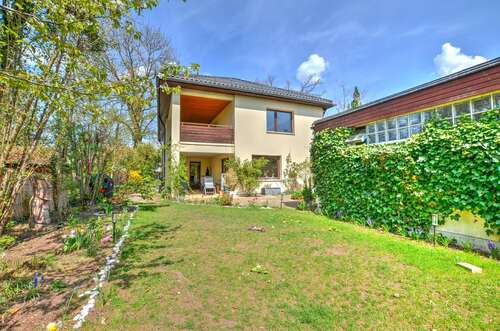 Foto - Haus zum Kaufen in Ottobrunn 1.395.000,00 € 241 m²