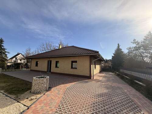 Foto - Haus zum Mieten in Teutschenthal 1.500,00 € 110 m²