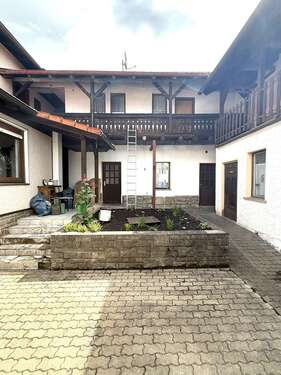 Foto - Haus zum Kaufen in Meiningen 129.000,00 € 285 m²