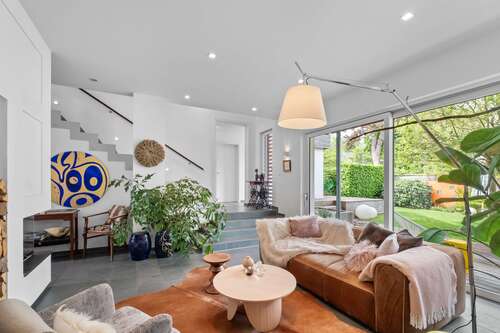 Foto - Haus zum Kaufen in Roth 1.150.000,00 € 372 m²