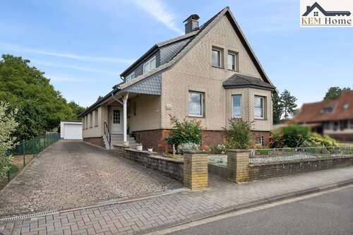 Foto - Haus zum Kaufen in Lauenau 359.000,00 € 230.06 m²