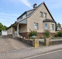 Haus zum Kaufen in Lauenau 425.000,00 € 230.06 m²