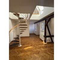 Wohnung zum Mieten in Halle 600,00 € 66.19 m²