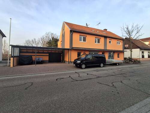 Foto - Haus zum Kaufen in Linkenheim-Hochstetten 759.000,00 € 365 m²