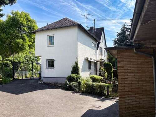 Foto - Haus zum Kaufen in Wiesbaden 620.000,00 € 196 m²