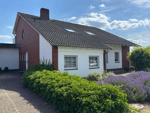 Foto - Haus zum Kaufen in Löhne 327.000,00 € 230 m²