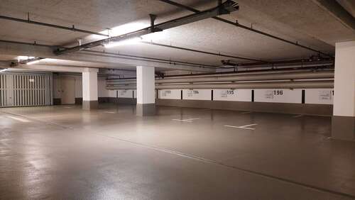 Foto - Garage zu vermieten in München 100,00 €