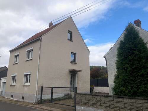 Foto - Haus zum Kaufen in Saffig 149.000,00 € 100.27 m²