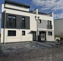Haus zum Mieten in Offenbach 2.750,00 € 165 m²
