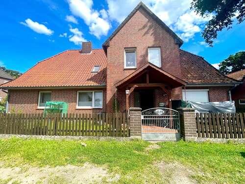 Foto - Haus zum Kaufen in Hermannsburg Oldendorf 375.000,00 € 409 m²