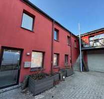 Büro in Hamburg 680,00 € 47 m² - 680,00&nbsp;EUR Kaltmiete, ca.&nbsp; 47,00&nbsp;m&sup2; in Hamburg (PLZ: 22525)