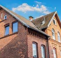 Haus zum Kaufen in Kiel 629.000,00 € 300 m²
