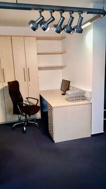 Foto - Büro in Würzburg 220,00 € 8 m² - 220,00 EUR Kaltmiete, ca.  8,00 m²