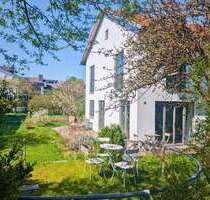 Haus zum Kaufen in Pöcking 2.250.000,00 € 257 m²
