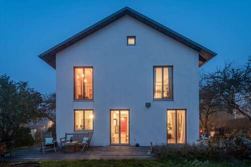 Foto - Haus zum Kaufen in Pöcking 2.250.000,00 € 257 m²