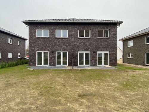 Foto - Haus zum Mieten in Lauenburg 1.600,00 € 125 m²