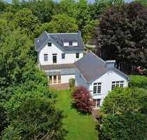 Haus zum Kaufen in Hamburg 1.790.000,00 € 426.7 m²