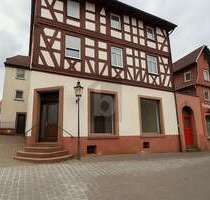 Haus zum Kaufen in Walldürn 570.000,00 € 372 m²