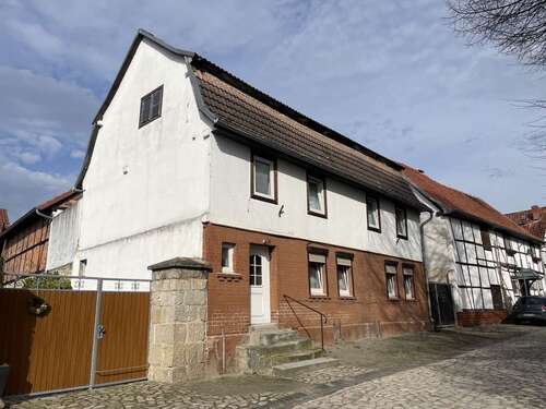 Foto - Haus zum Kaufen in Ditfurt 67.000,00 € 130 m²