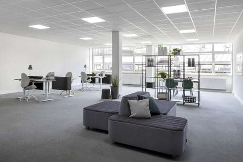 Foto - Büro in Oldenburg (Oldenburg) 5.145,00 € 490 m²