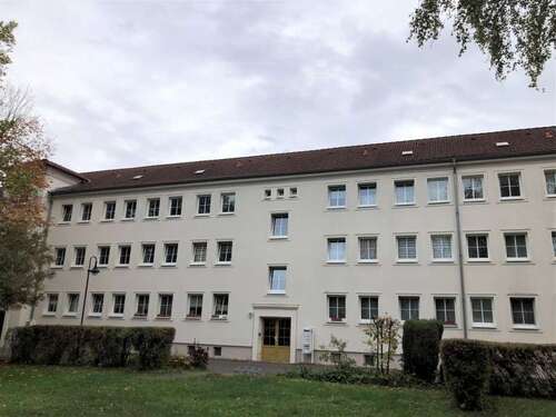 Foto - Wohnung zum Mieten in Braunsbedra 273,00 € 49.6 m²