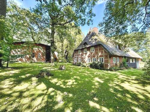 Foto - Haus zum Kaufen in Bienenbüttel 1.390.000,00 € 430 m²