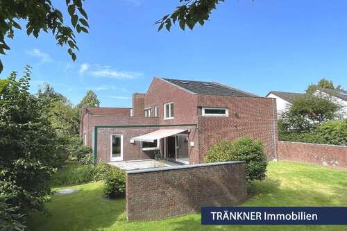 Foto - Haus zum Kaufen in Bremerhaven 360.000,00 € 192 m²
