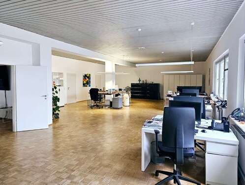 Foto - Büro in Neu-Isenburg 529.000,00 € 302 m²