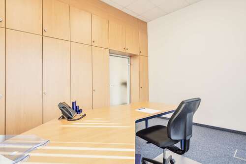 Foto - Büro in Troisdorf 341,24 € 18.14 m²