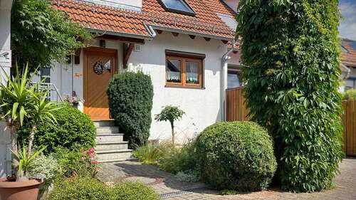 Foto - Haus zum Kaufen in March Holzhausen 530.000,00 € 111 m²
