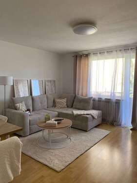 Foto - Wohnung zum Mieten in Giesen 590,00 € 72 m²