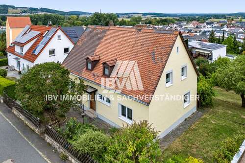 Foto - Haus zum Kaufen in Amberg 279.000,00 € 130 m²