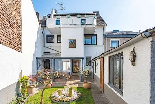Foto - Haus zum Kaufen in Frechen 585.000,00 € 216 m²