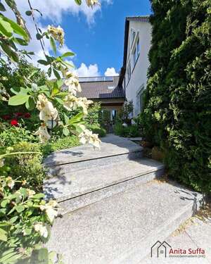 Foto - Haus zum Kaufen in Markt Bibart 599.000,00 € 328 m²