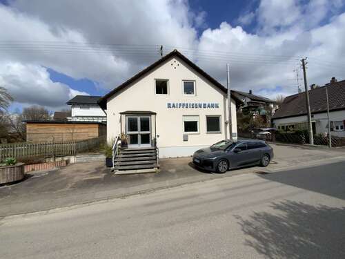 Foto - Haus zum Kaufen in Neuburg 230.000,00 € 150 m²