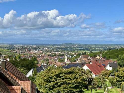 Foto - Haus zum Kaufen in Ebringen 1.250.000,00 € 260 m²