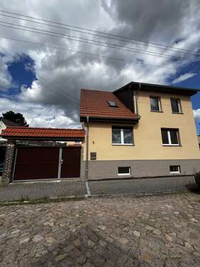 Foto - Haus zum Kaufen in Dessau-Roßlau 117.500,00 € 125 m²