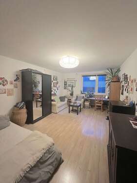 Foto - Wohnung zum Mieten in Frankfurt am Main 850,00 € 80 m²