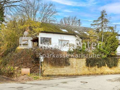 Foto - Haus zum Kaufen in Karlsruhe Grünwettersbach 439.000,00 € 286 m²