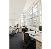 Büro in Neuss 1.319,00 € 125.64 m²