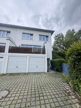 Foto - Haus zum Kaufen in Böblingen 679.000,00 € 124.33 m²