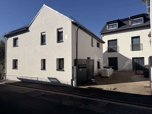 Foto - Haus zum Kaufen in Oberursel Oberstedten 790.000,00 € 196.39 m²