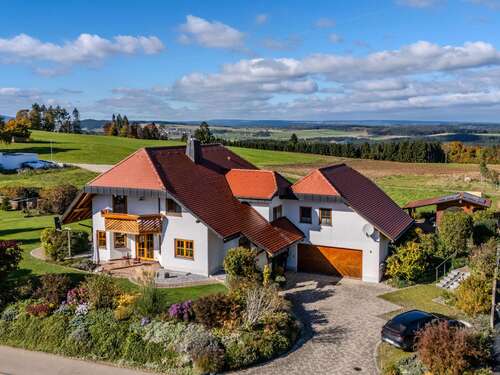 Foto - Haus zum Kaufen in Wutach 858.000,00 € 262 m²