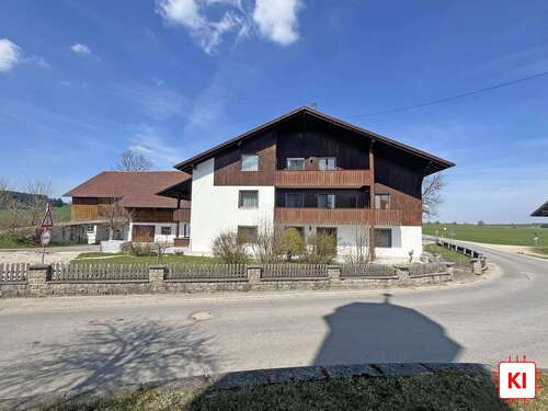 Foto - Haus zum Kaufen in Stöttwang 1.150.000,00 € 320.98 m²