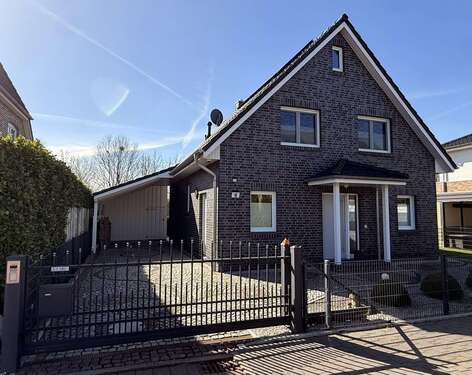 Foto - Haus zum Kaufen in Schwarzenbek 597.000,00 € 130 m²