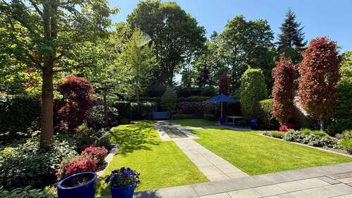 Foto - Haus zum Kaufen in Mönchengladbach 920.000,00 € 211.06 m²