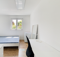 Wohnung zum Mieten in Zuffenhausen-Mitte 440,00 € 11 m²