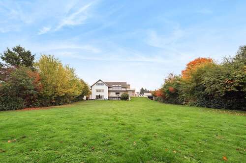 Foto - Haus zum Kaufen in Bad Honnef 1.170.000,00 € 490 m²