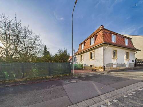 Foto - Haus zum Kaufen in Kerzenheim 219.000,00 € 135.6 m²