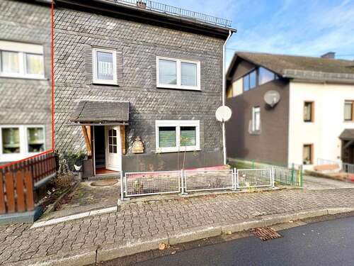 Foto - Haus zum Kaufen in Kirchen 95.000,00 € 112.15 m²